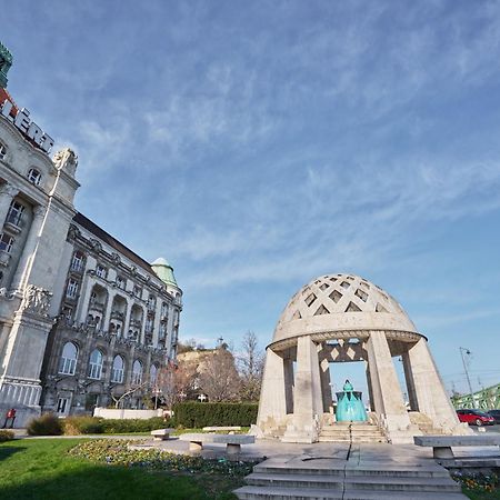 Nanirol Apartment At Gellert Bath ブダペスト エクステリア 写真
