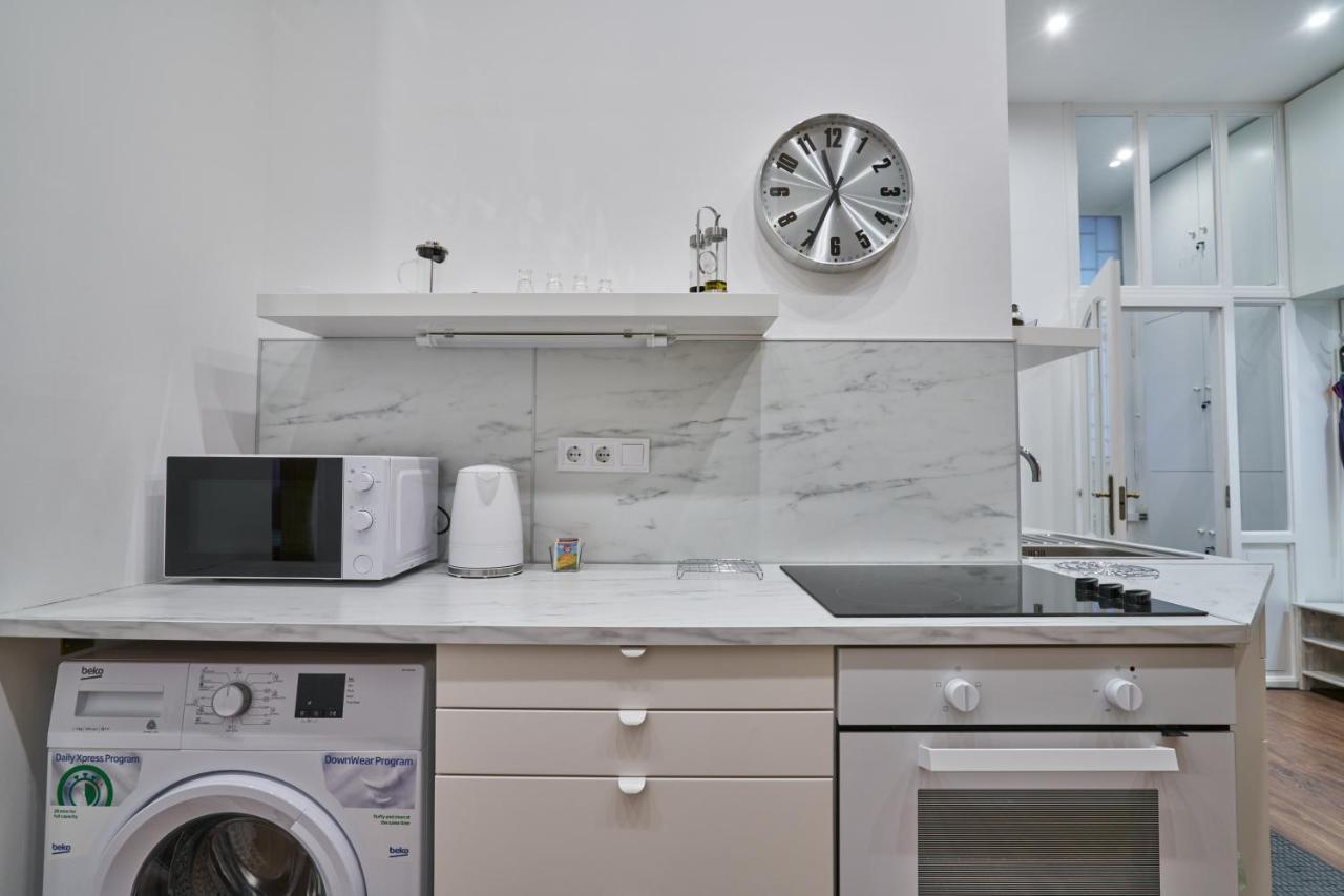 Nanirol Apartment At Gellert Bath ブダペスト エクステリア 写真
