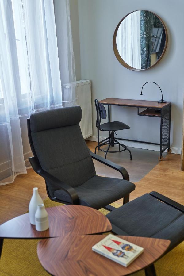 Nanirol Apartment At Gellert Bath ブダペスト エクステリア 写真