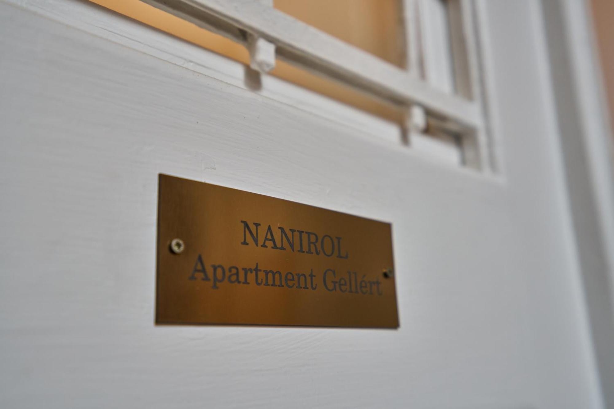 Nanirol Apartment At Gellert Bath ブダペスト エクステリア 写真